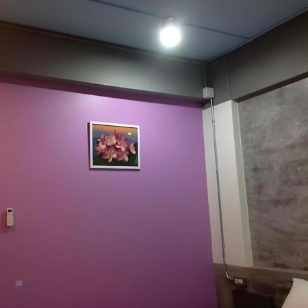 Pornsiri Hotel Sisaket Экстерьер фото